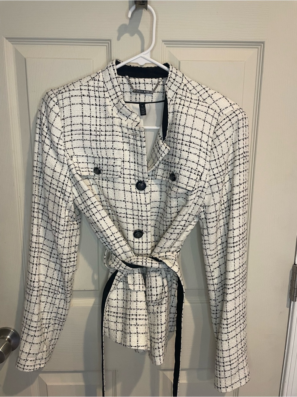 White House Black Market Black & White Belted Tweed Blazer